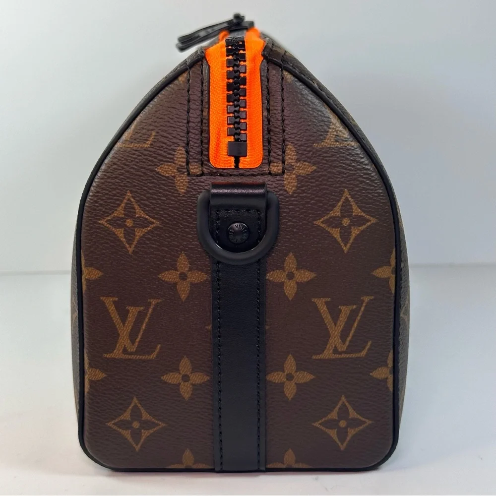 Louis Vuitton Monogram City Keepall Friends - Picture 10 of 15